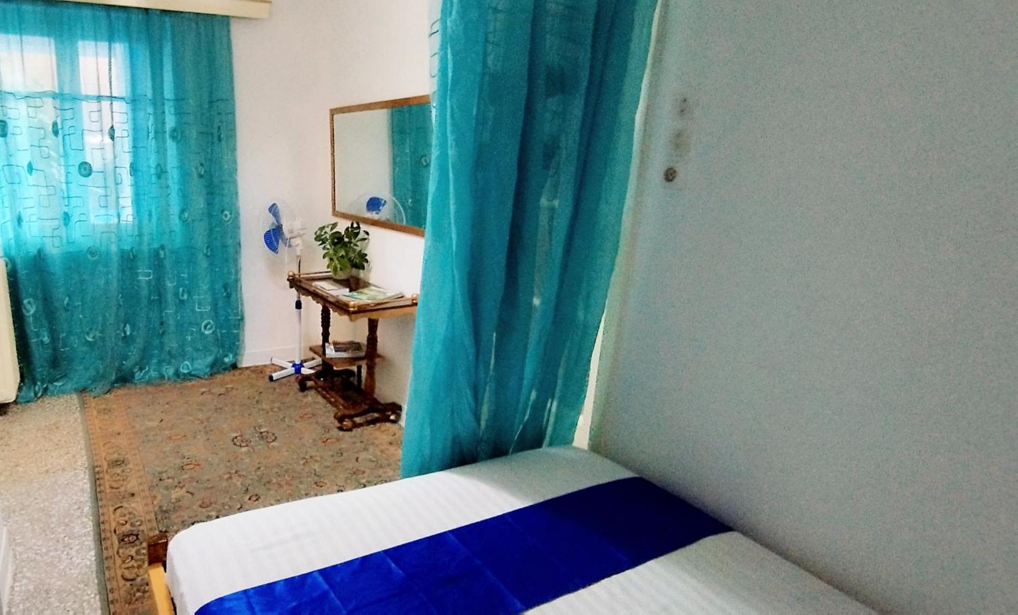 Cozy Room In Quiet Neighbourhood 아테네 외부 사진